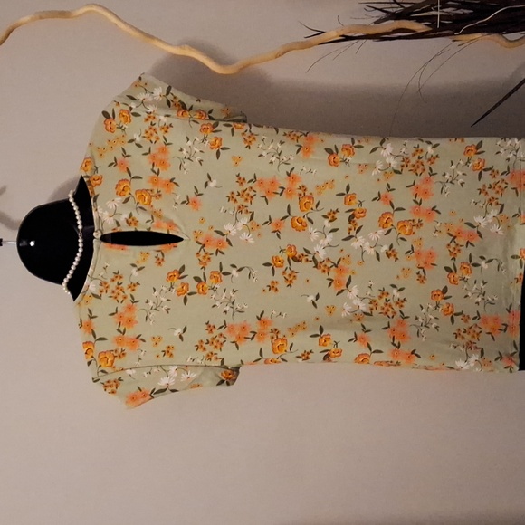 DANIEL RAINN Petite Small floral blouse nwt - Picture 4 of 6